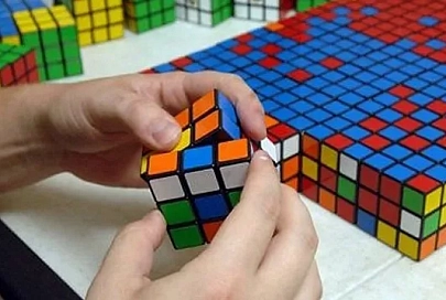 Рекордсмены Беларуси и России по сборке кубика Рубика встретятся в Новополоцке