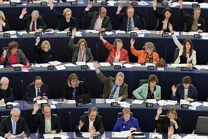 В Европарламенте предварительно одобрили отмену виз для Украины