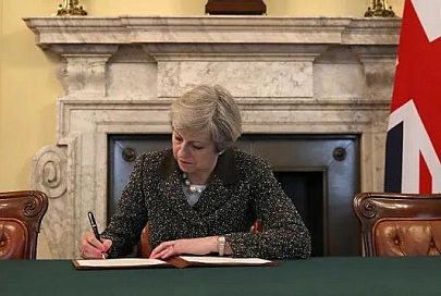 Премьер-министр Великобритании Тереза Мэй запустила Brexit