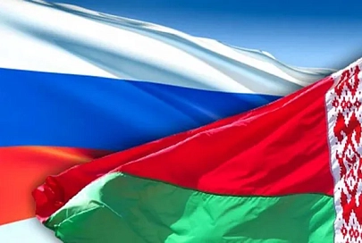 Александр Лукашенко поздравил белорусов и россиян с Днем единения народов Беларуси и России