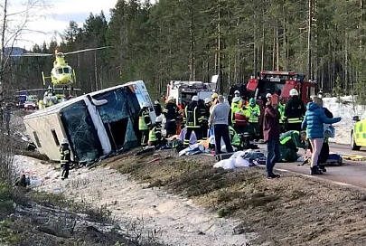 В Швеции автобус со школьниками попал в крупное ДТП