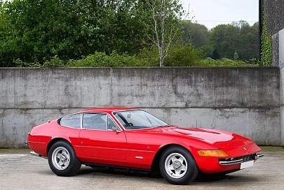 Ferrari Элтона Джона оценили в 599 тысяч евро