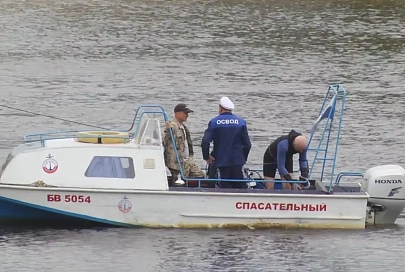 В воскресенье утонул 32-летний мозырянин. Второй день водолазы ищут его тело