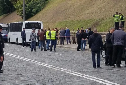 В центре Киева произошел взрыв, пострадали два человека