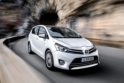 Первое место в рейтинге надежности автомобилей досталось Toyota