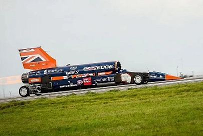 Сверхзвуковой автомобиль Bloodhound SSC хотят разогнать до 800 км/ч