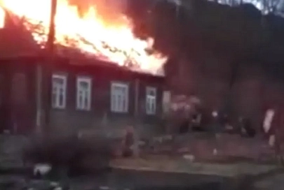 Мозырянин, рискуя своей жизнью, вынес соседку из горящего дома