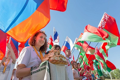В Гомельском районе прошло торжественное открытие международного молодежного форума «Дружба — 2018»