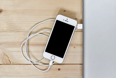 Разработана технология мгновенной зарядки IPhone