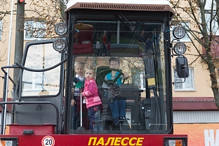 Гомсельмашевцы приглашают гомельчан разделить с ними праздник