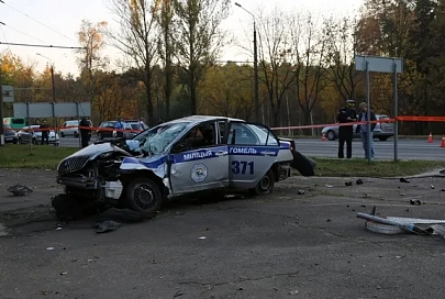 В Гомеле автомобиль ГАИ столкнулся с BMW. Два инспектора  госпитализированы. Новые подробности