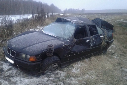 На Гомельщине за выходные три автомобиля вылетело в кювет