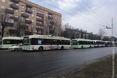 В Гомеле на улице Советской из-за ДТП парализовано движение троллейбусов