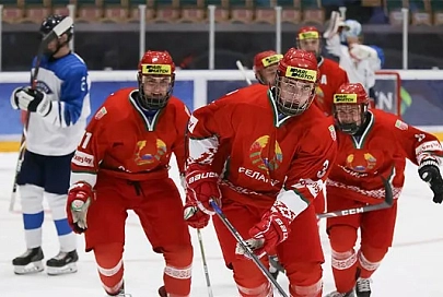 Сборная Беларуси (U-18) победила действующих чемпионов мира на планетарном форуме в Швеции