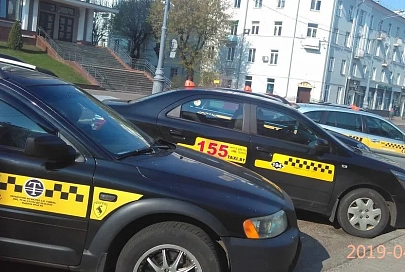 Таксисты области вновь выразили свое возмущение работой агрегаторов