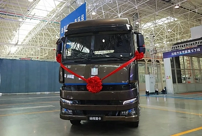 Geely представила грузовик на метаноле