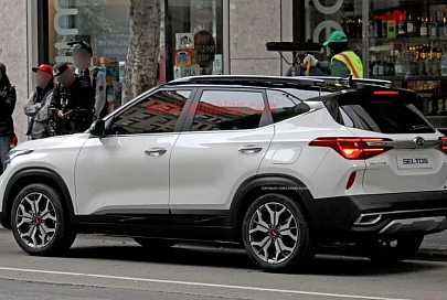 Рассекречена внешность субкомпактного кроссовера Kia — конкурента Hyundai Creta