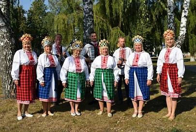 Как семь женщин  создали народный ансамбль