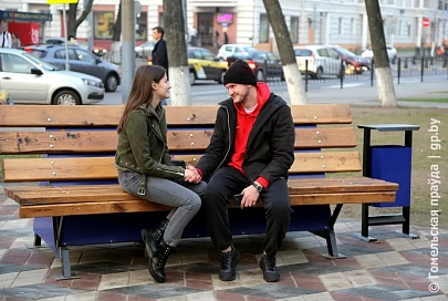 Бесплатный Wi-Fi и скамейки на солнечных батареях: в Гомеле по проекту студентов построили технологичный сквер