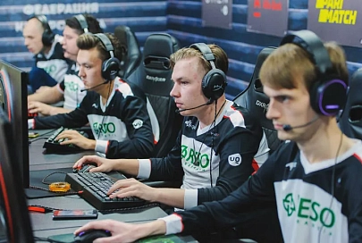 Киберспортсмены разыграли повышенный призовой фонд на турнире по Dota 2