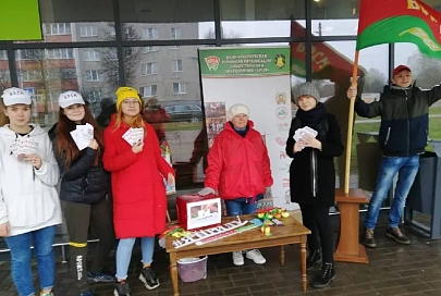 БРСМ провел  30 молодежных пикетов в Гомельской области. Цель — стимулировать интерес белорусов к выборам 