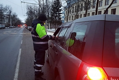 ГАИ призвала водителей проявлять повышенную осторожность из-за погоды