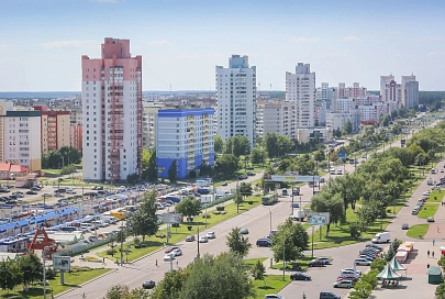 Дороги, ямы, асфальт. Какие дворовые территории и улицы Гомеля в списках на ремонт?