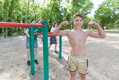 На центральном пляже Гомеля обновили WorkOut-площадку