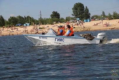 Более 15 несанкционированных мест пребывания у воды выявили работники МЧС во время рейда в Гомеле