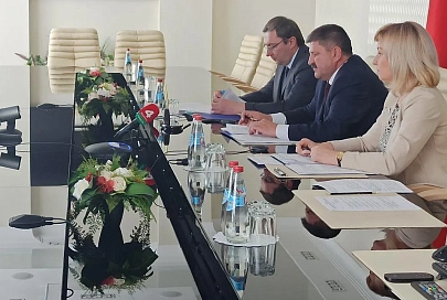 В облисполкоме в формате видеоконференции прошло заседание рабочей группы по развитию сотрудничества Беларуси с Кировской областью России