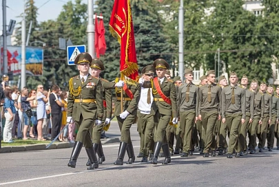 Торжественное прохождение войсковых частей в честь Дня Независимости
