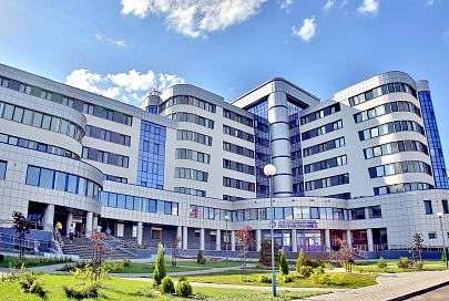 Какие дома находятся в зоне обслуживания Гомельской центральной городской поликлиники на улице Мазурова