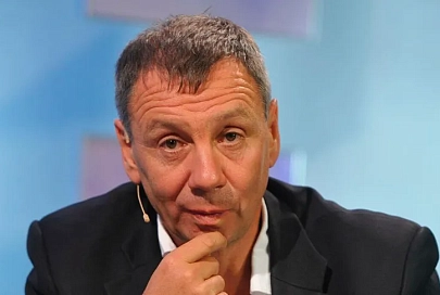 Российский политолог: белорусы вправе рассчитывать, что власть наведет в стране порядок