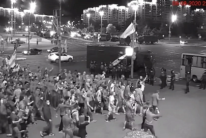 Видеофакт: как мирные акции могут перерасти в массовые беспорядки