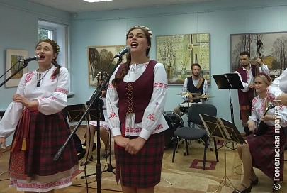 В зале картинной галереи Г. Х. Ващенко состоялся концерт «Пой, душа»,  в программе которого прозвучали белорусские, русские и украинские песни 