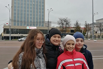 Гомельские школьники приняли участие в квесте "Шел по городу мастер"