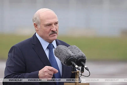 Лукашенко - молодому поколению: не надо ничего ломать, давайте красиво пройдем период смены поколений