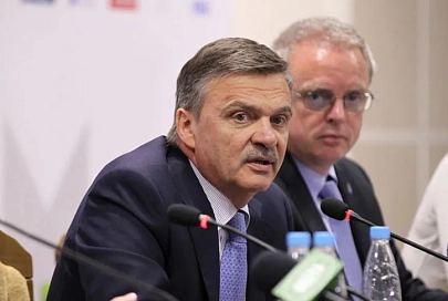 IIHF в вопросе с ЧМ по хоккею в 2021 году не должна быть заложницей политики - Фазель