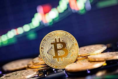 Биткоин впервые преодолел отметку в $30 тыс.