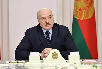 Александр Лукашенко высказался о протестах в России и Навальном