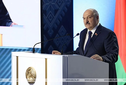 Лукашенко о работе с молодежью: надо разговаривать как с равными себе