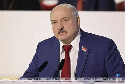 Лукашенко: Беларусь не Россия, власть здесь на колени перед бизнесом не станет