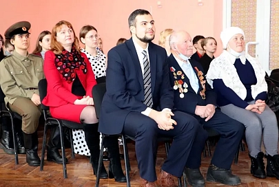 Телемост: школьники-миротворцы Рогачева и Курска встретились онлайн