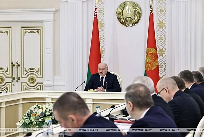 "Ответственность - ключевой аспект" - Лукашенко озвучил требования к перераспределению полномочий