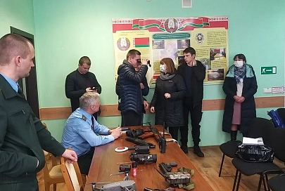 Делай как я: будущие лесники побывали в природоохранной инспекции с экскурсией
