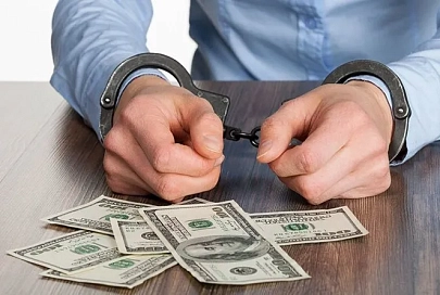 По подозрению в получении взятки задержан руководитель строительной организации Светлогорска