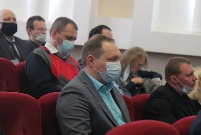 Строители в «передовиках»: что обсуждали на городском дне охраны труда
