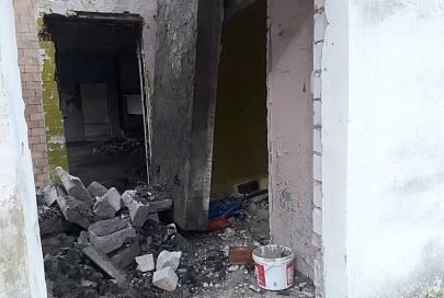 В Гомельском районе спасен мужчина, ноги которому зажала упавшая железобетонная плита