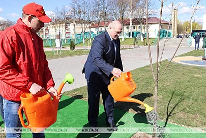 Лукашенко в Брагине принял участие в закладке Аллеи Памяти
