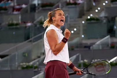 Соболенко победила Барти и выиграла теннисный турнир WTA в Мадриде
